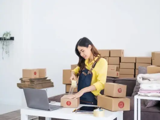 Warehouse packer